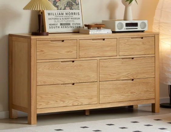 Laina Dresser (Model B)